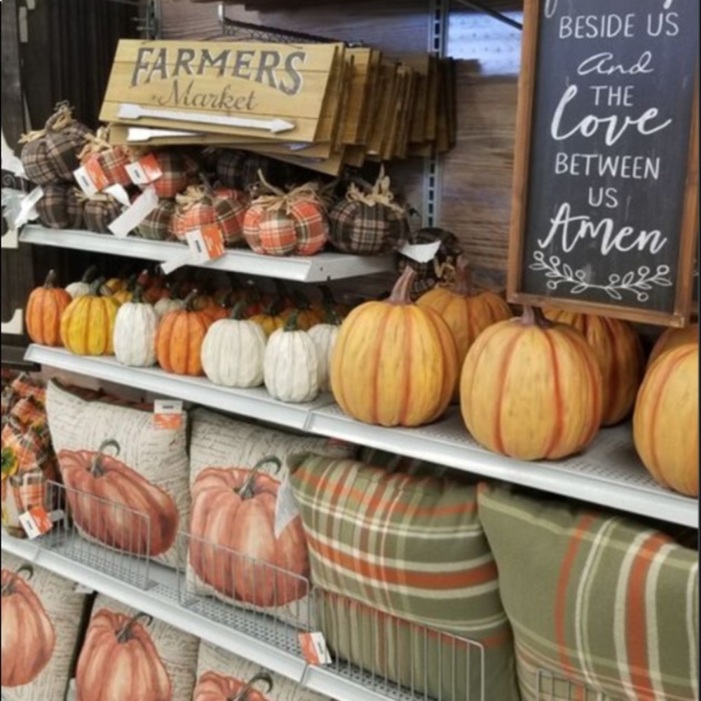 🍁FALL DECOR BOX🍁 - Picture 12 of 13